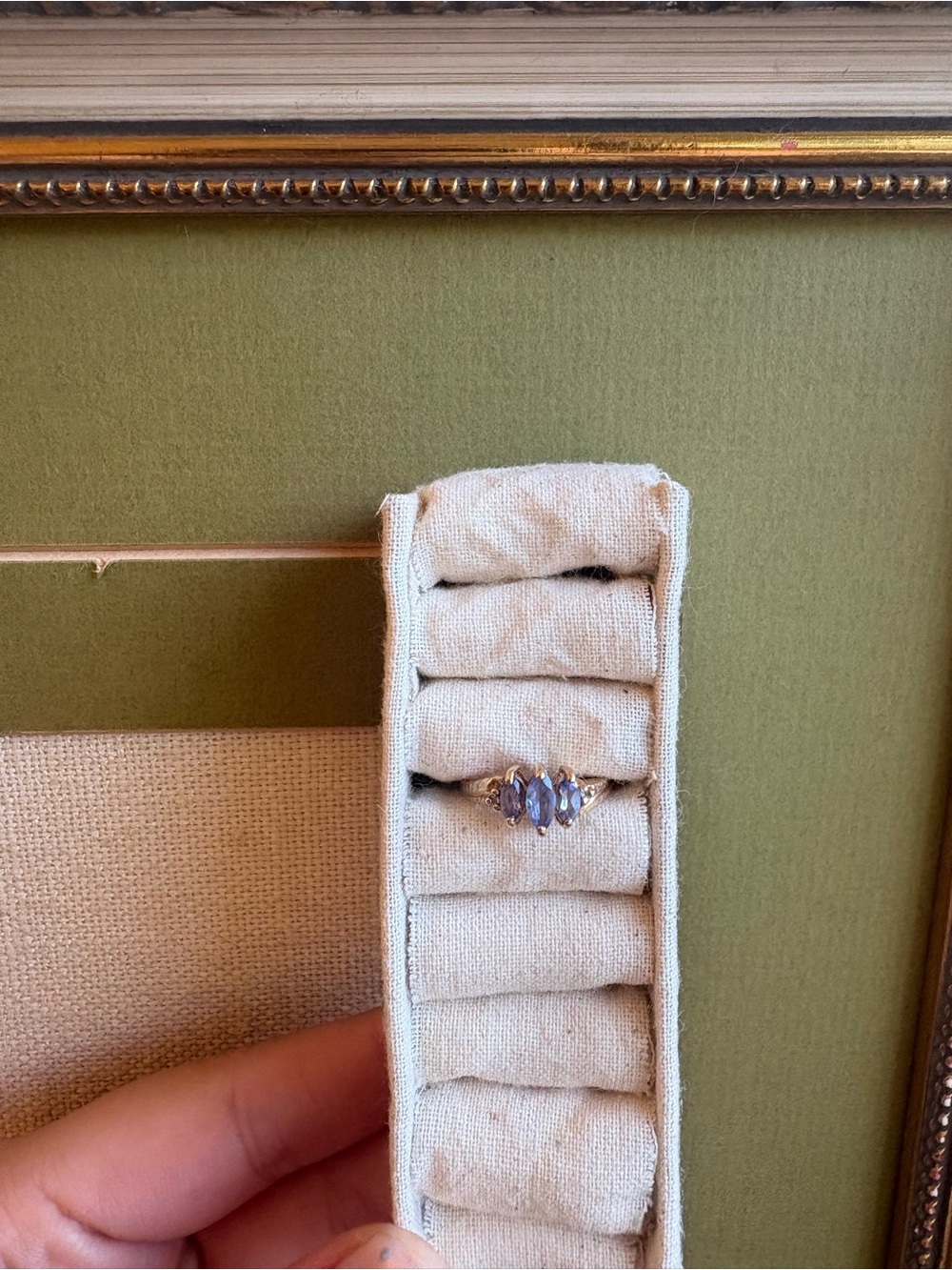 Vintage 10K Solid Gold Tanzanite and Diamond Ring